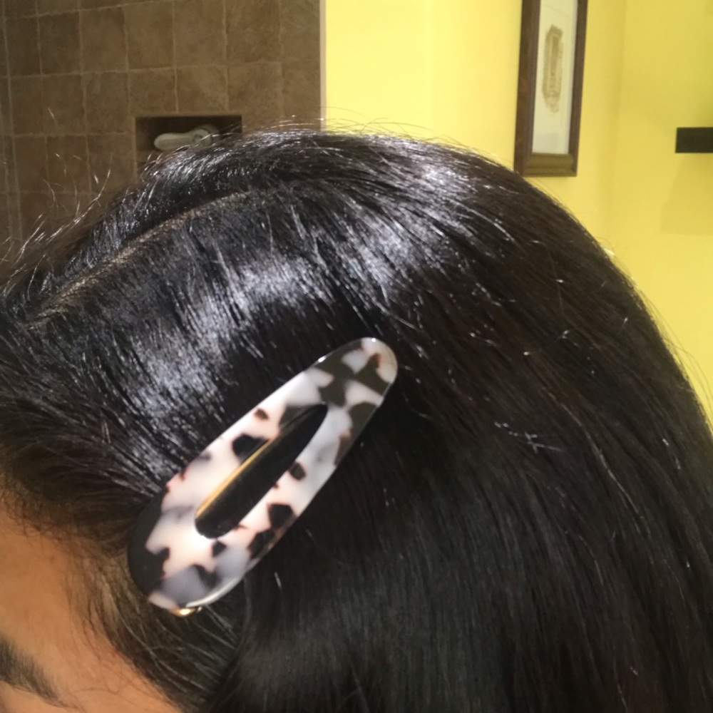 CUTE TORTOISE HAIR CLIPS - Picture 5 of 8